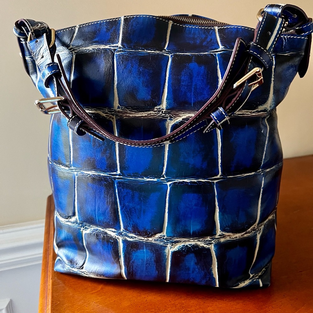 Genuine Leather Croc Embossed Cobolt Blue Bucket/Hobo/Shoulder Large bag. - Picture 7 of 12